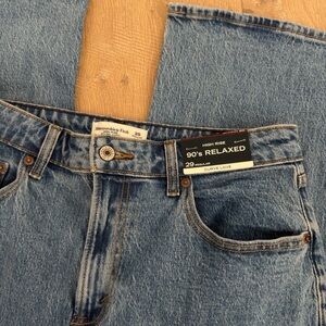 Abercrombie & Fitch 90s High Rise Relaxed Curve Love Light Blue Denim Jeans